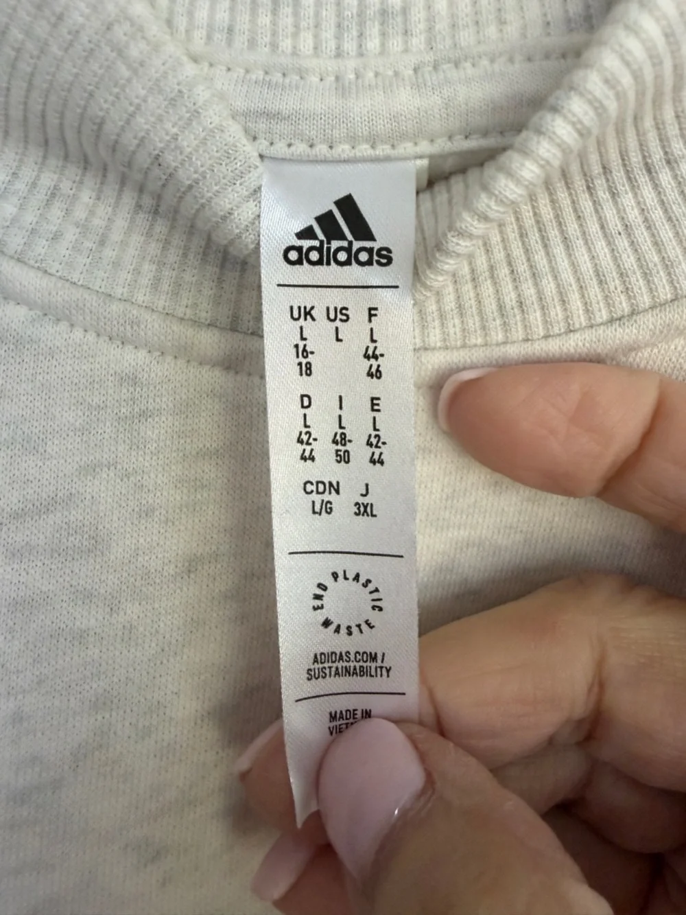 🤍NWOT Adidas Ladies Crew Neck Cropped Sweatshirt Sz Large $20.00 - Picture 4 of 4